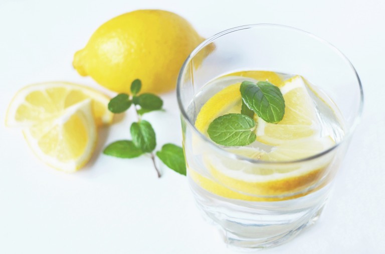 water-drink-fresh-lemons